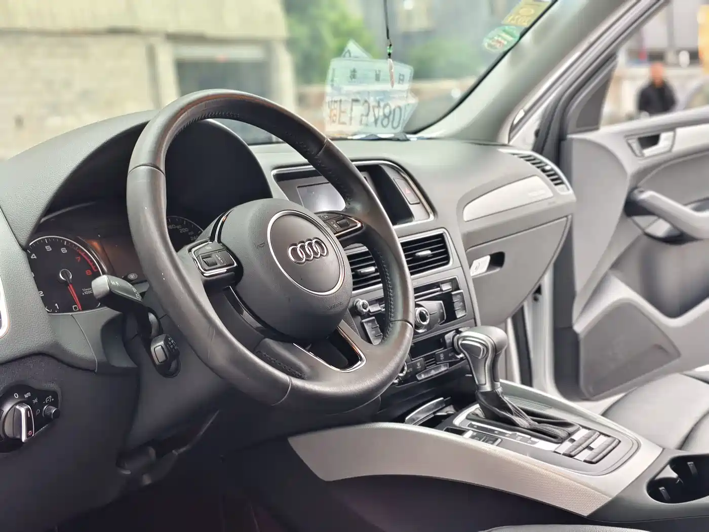 Audi Q5 2015 40 TFSI Technology фото 8