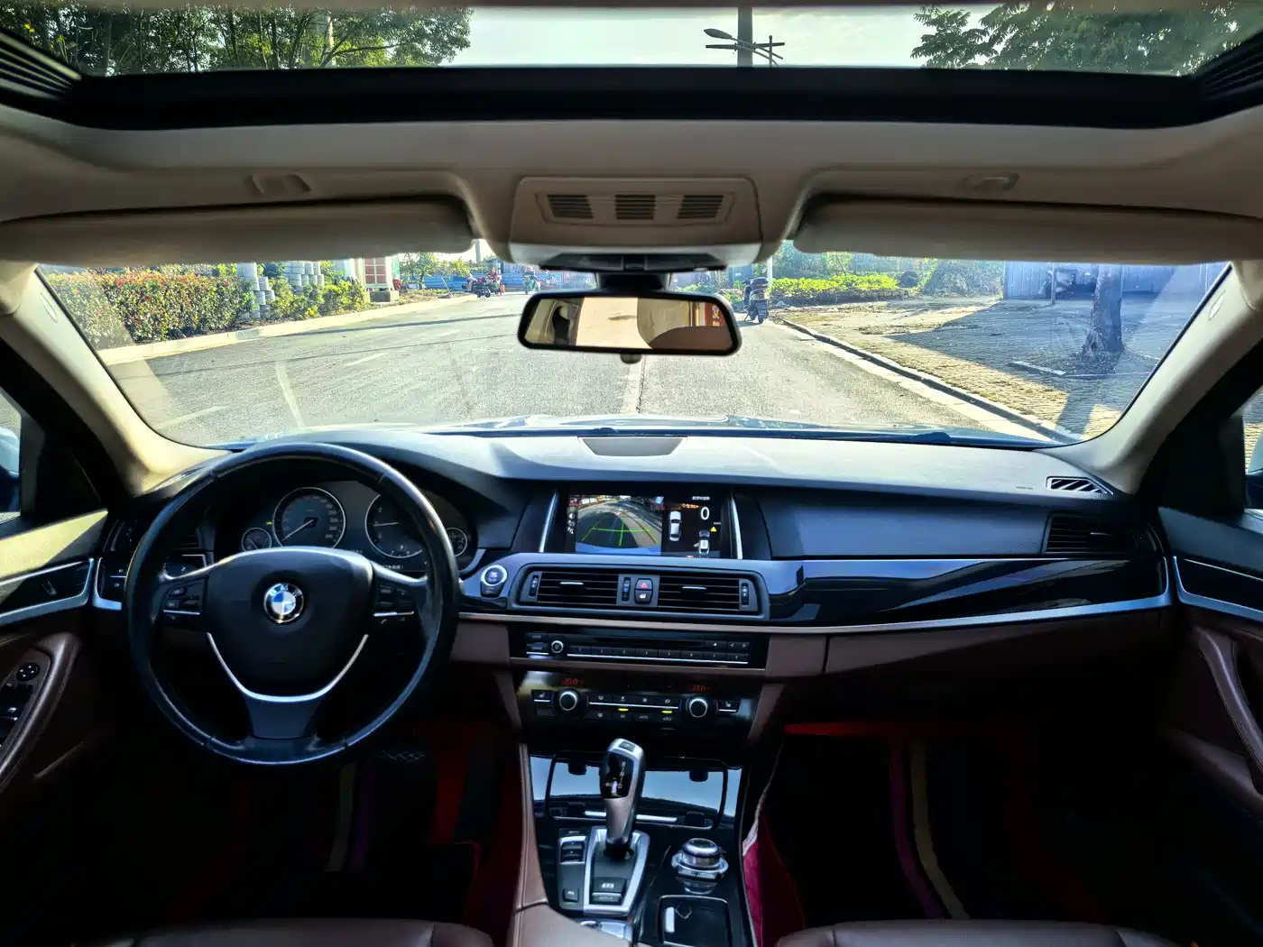 BMW 5 Series 2017 520Li Classic Edition фото 6