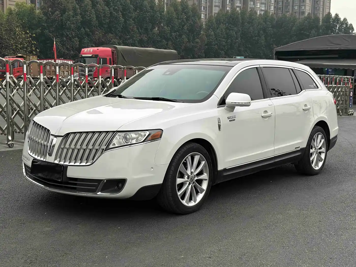 Lincoln MKT 2012 2010 Model 3.5T EcoBoost AWD