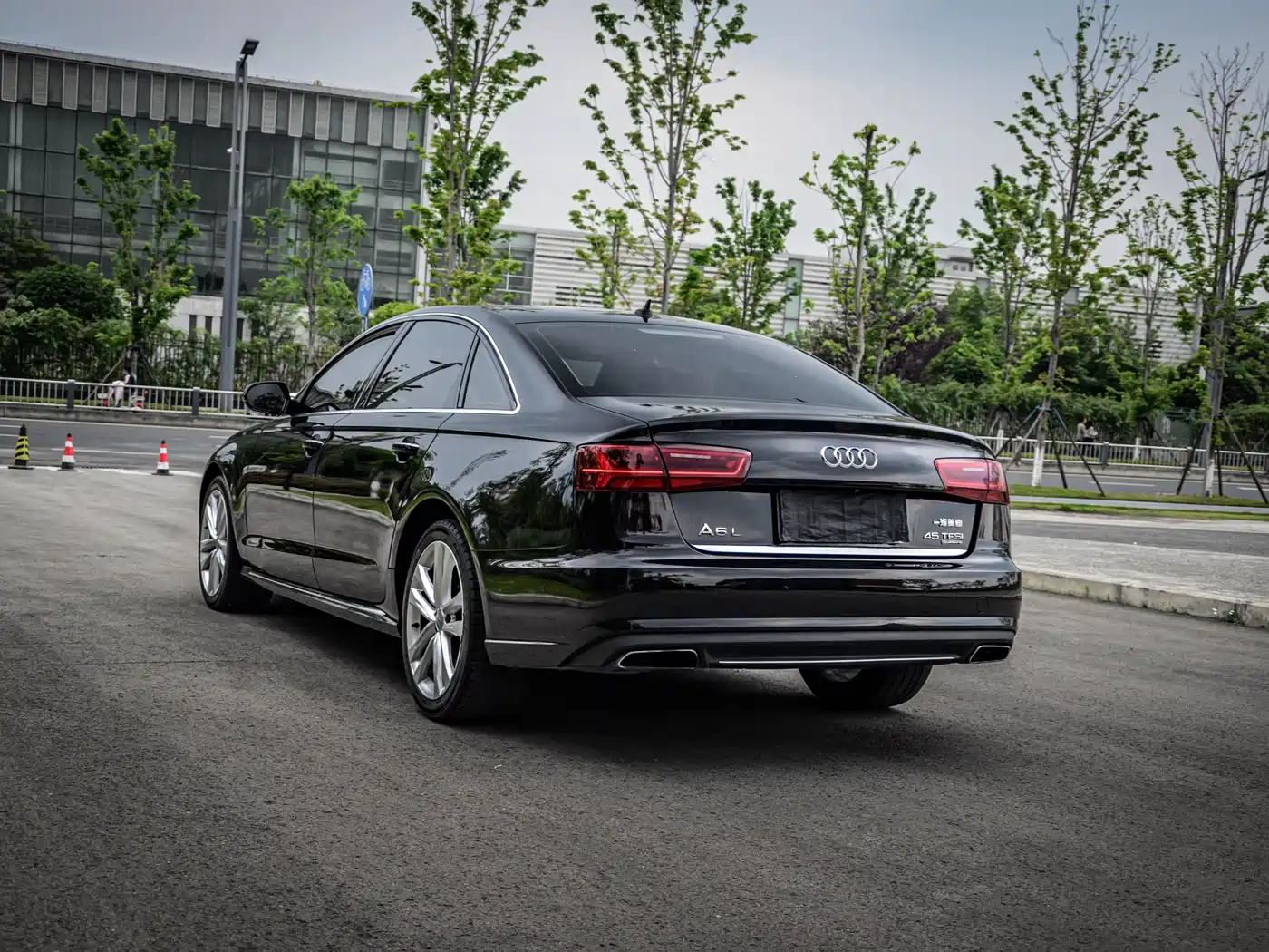 Audi A6L 2018 30th Anniversary 45 TFSI quattro Sport фото 6