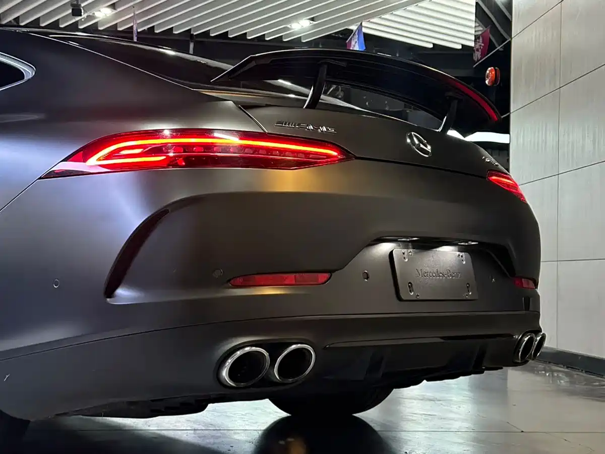 MERCEDES-BENZ AMG GT