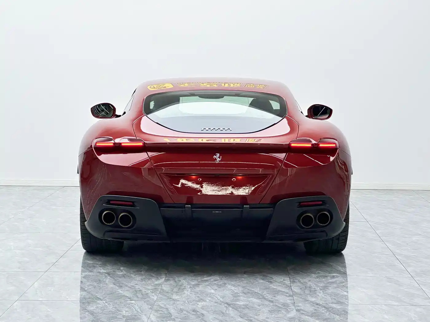 FERRARI ROMA