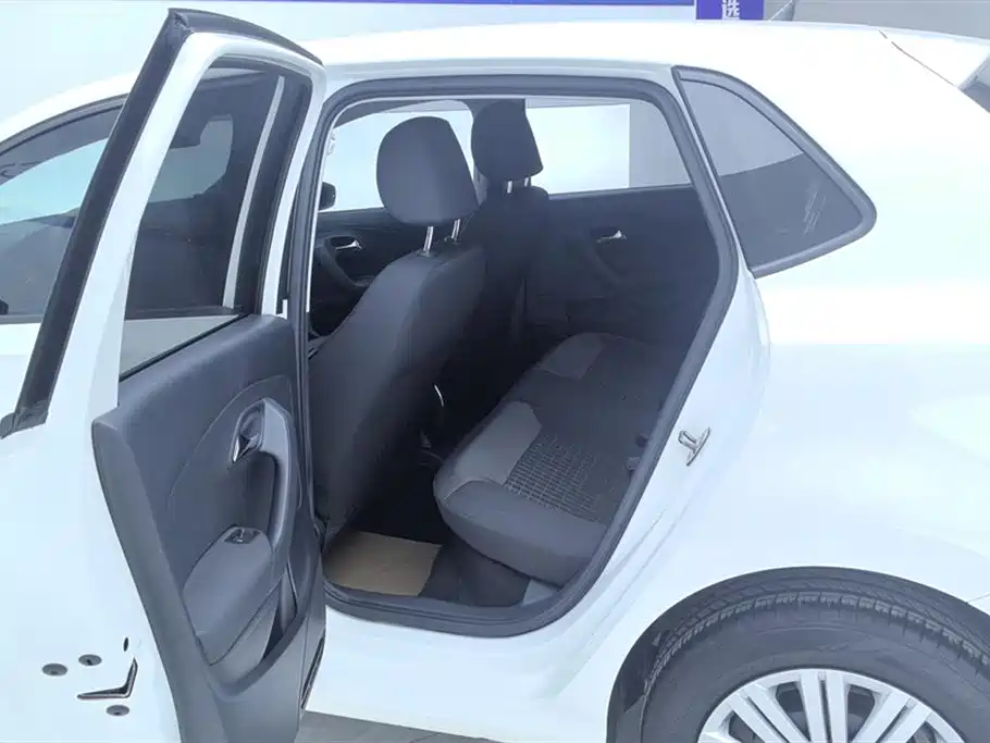 Volkswagen Polo 2018 1.5L Auto Comfort фото 11