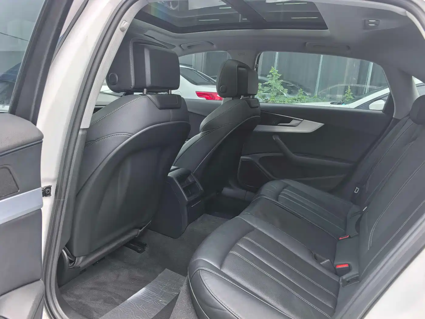 Audi A4L 2020 40 TFSI Fashion Dynamic Edition фото 5