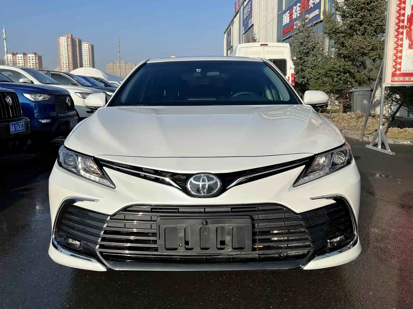 TOYOTA CAMRY