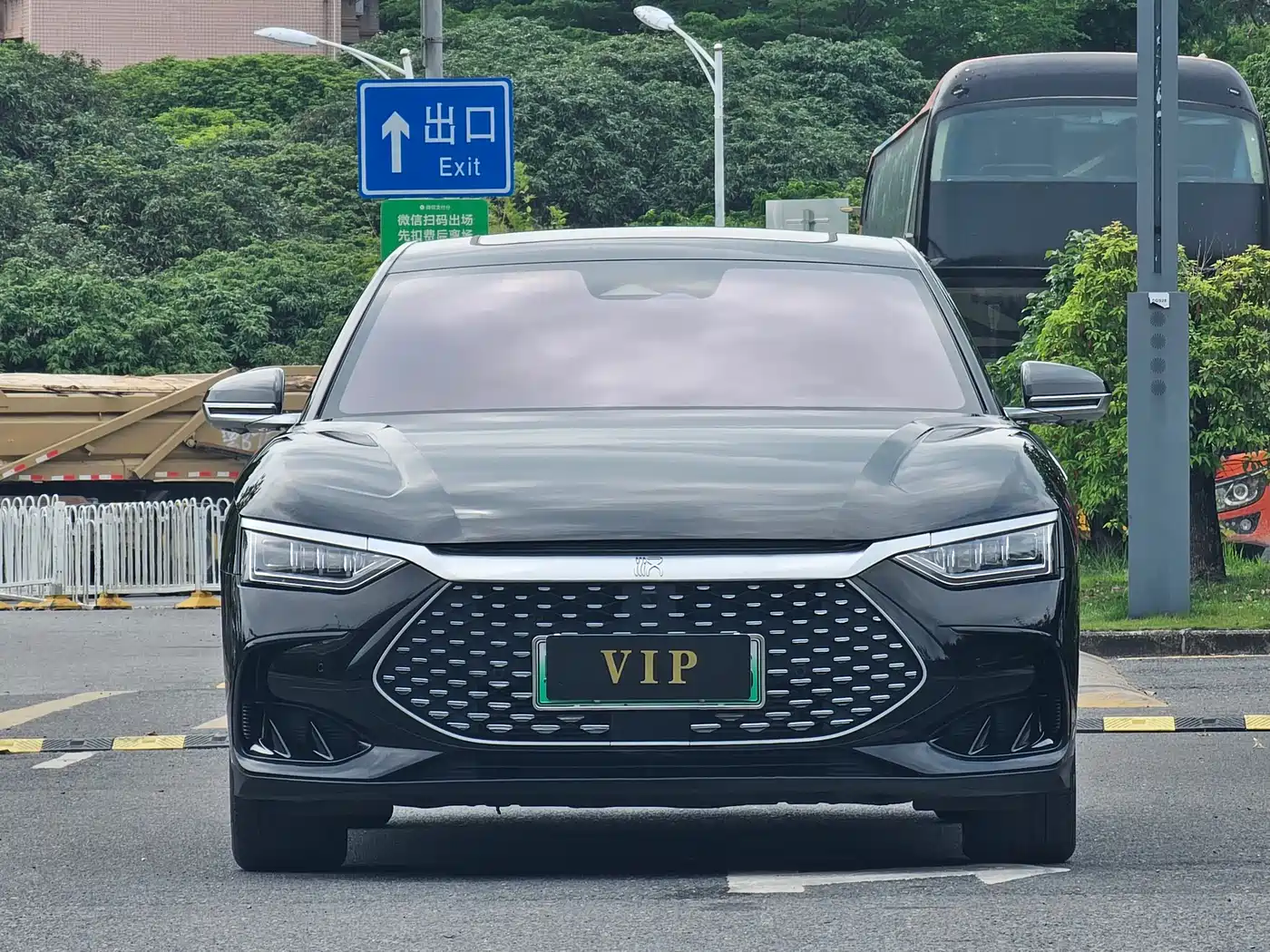 BYD Han 2023 DM-i Champion Edition 121KM Honor фото 2