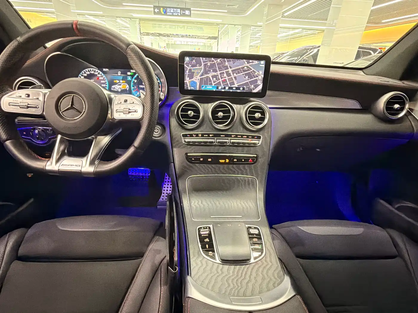 MERCEDES-BENZ GLC AMG