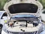 Фото 3 - Geely Coolray