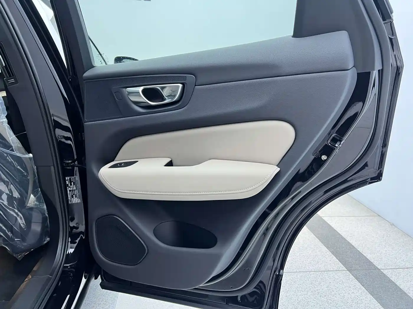 Volvo XC60 2026 2026 Model B5 AWD Premium Luxury