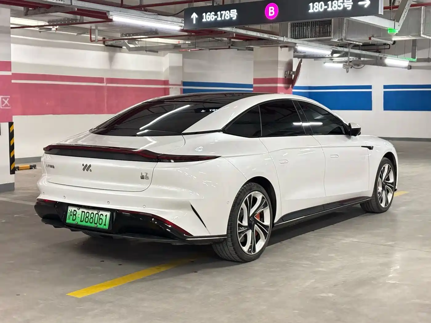 ZHIJI AUTOMOBILE ZHIJI L7