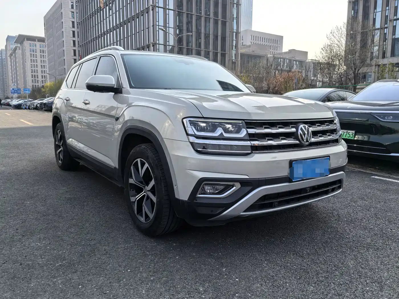 Volkswagen Teramont 2019 380TSI 4WD Luxury Edition China VI фото 3