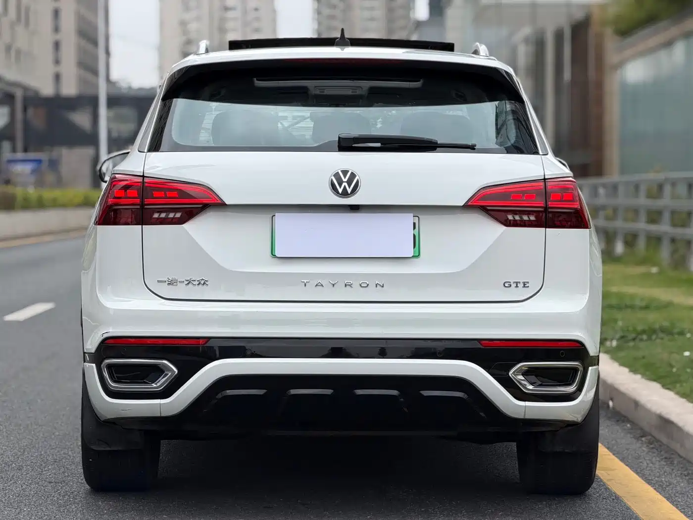 Volkswagen Tayron GTE Plug-in Hybrid 2022 1.4T Luxury фото 5