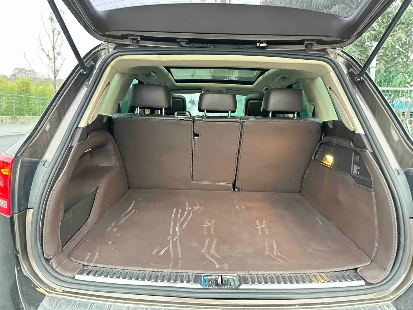 Volkswagen Touareg 2012 R-Line High Spec фото 25