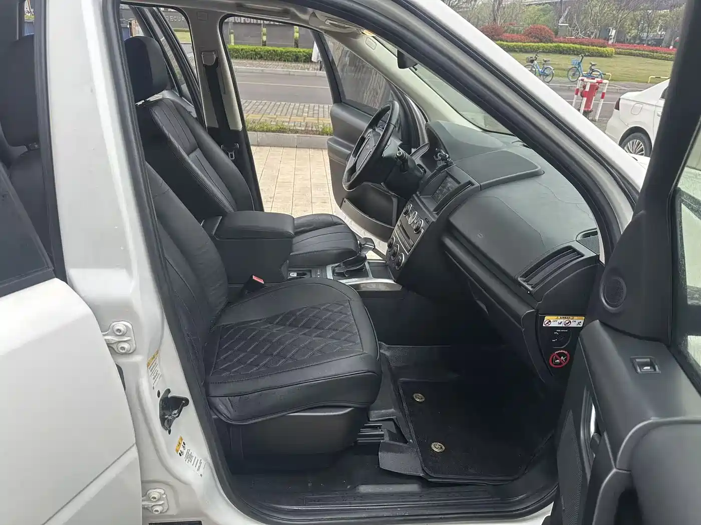 Land Rover Freelander 2 2014 2.0T Si4 S Gasoline Edition фото 24