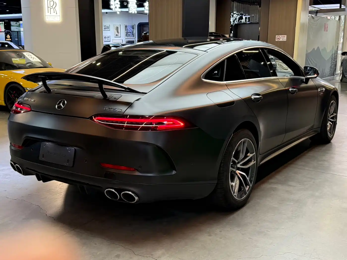 MERCEDES-BENZ AMG GT