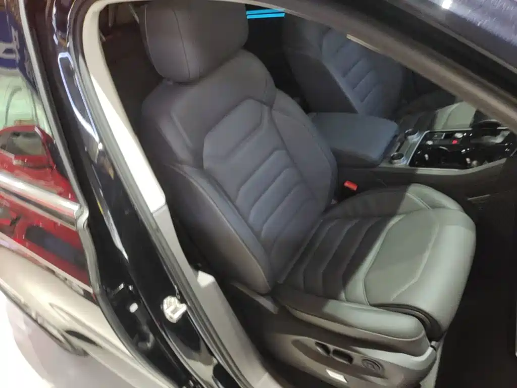 Volkswagen Touareg 2023 2022 2.0TSI Rui Shang Edition