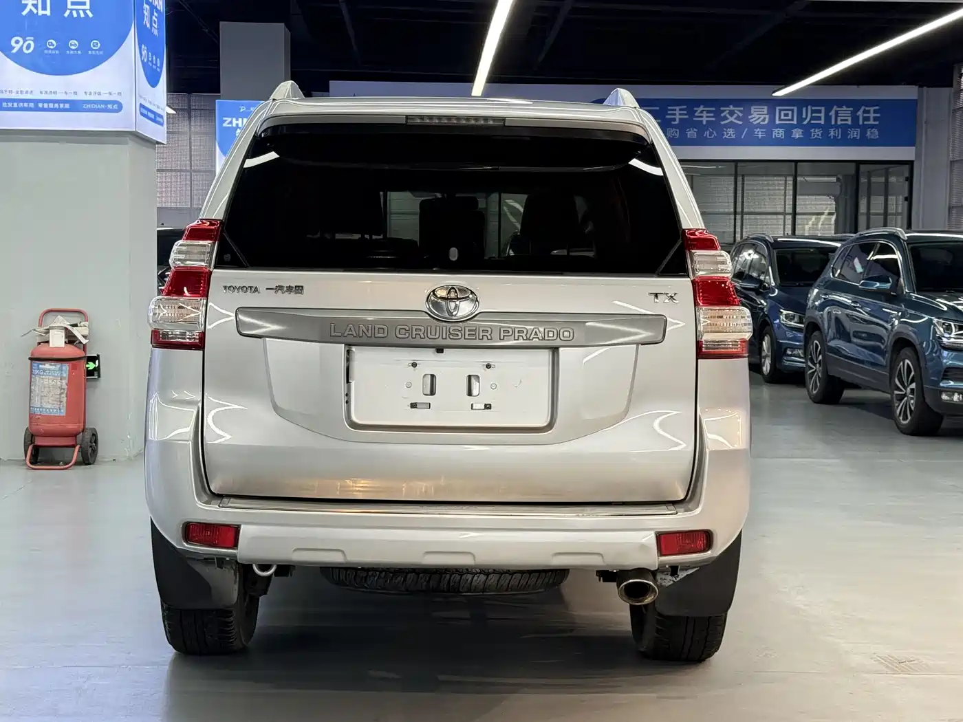 Toyota Prado 2016 2.7L Auto Luxury Edition фото 28