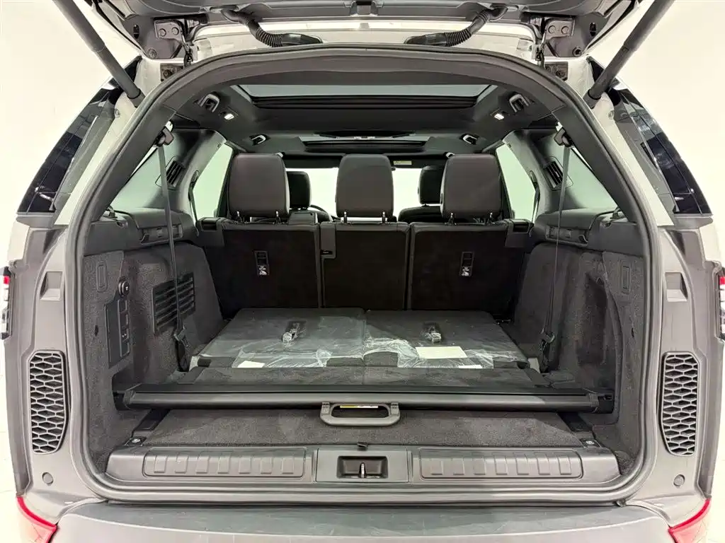 Land Rover Discovery 2020 3.0 SC V6 SE фото 14