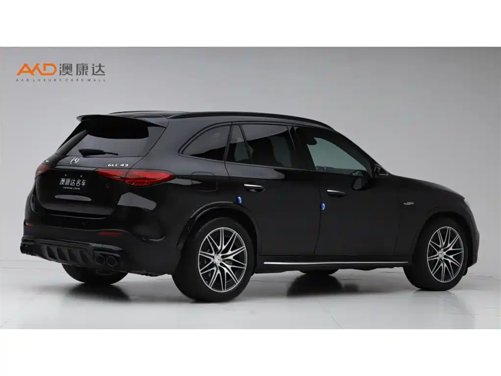 MERCEDES-BENZ GLC AMG