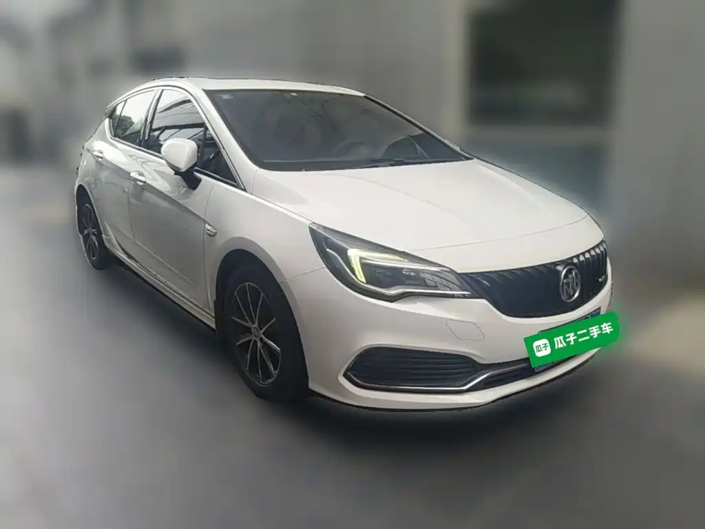 Фото 6 - Buick Verano