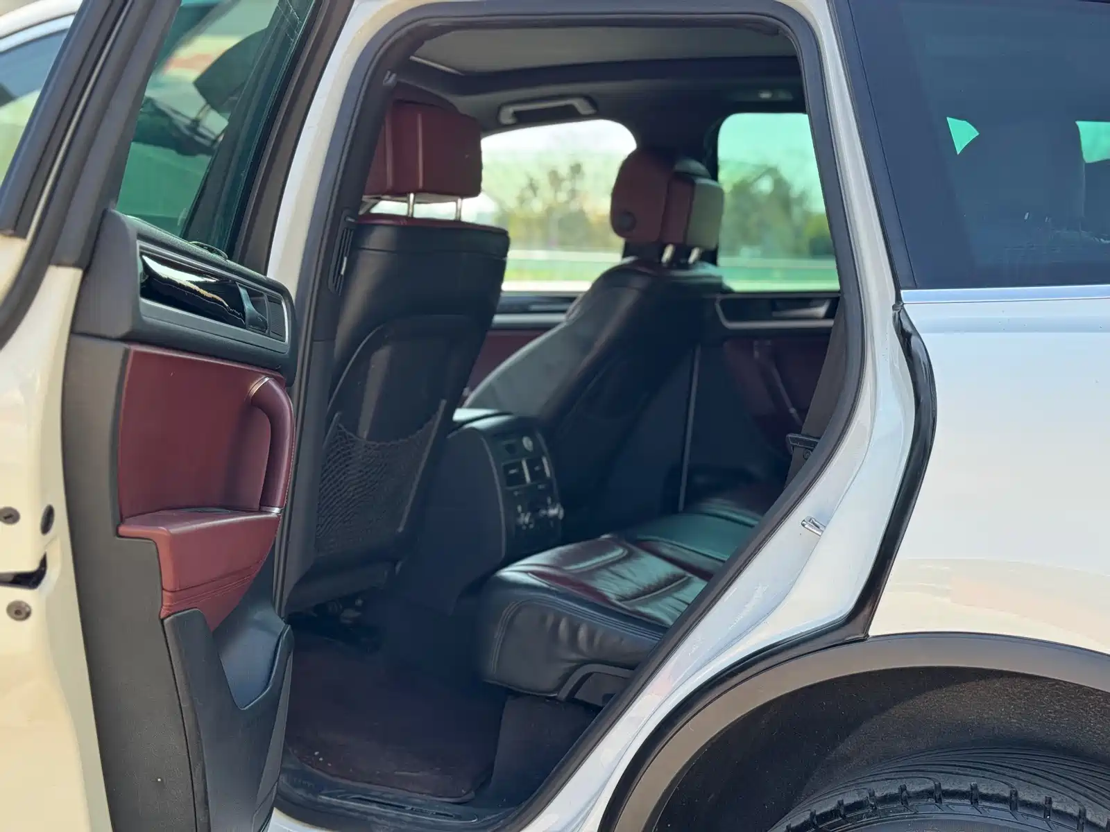Фото 5 - Volkswagen Touareg