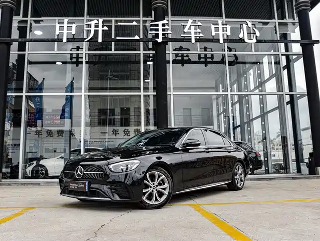 MERCEDES-BENZ E CLASS