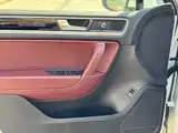 Фото 15 - Volkswagen Touareg
