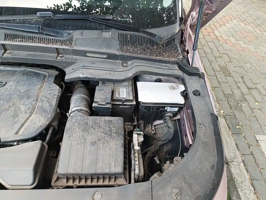 Фото 20 - Geely ICON