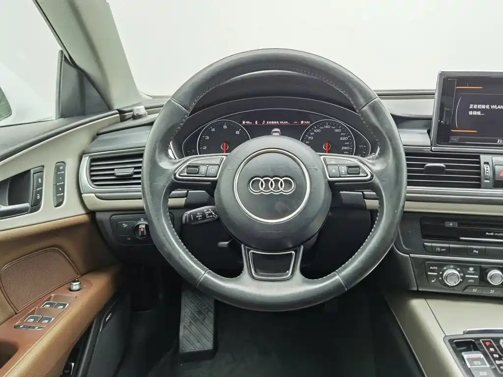 Фото 11 - Audi A7