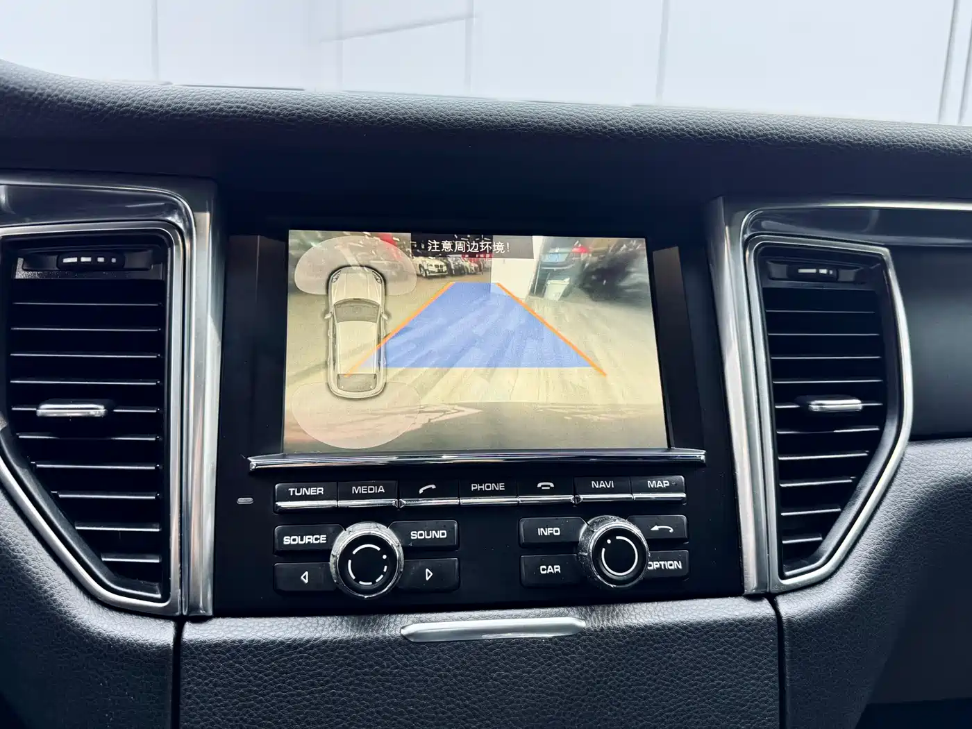 Porsche Macan 2014 Macan 2.0T фото 14