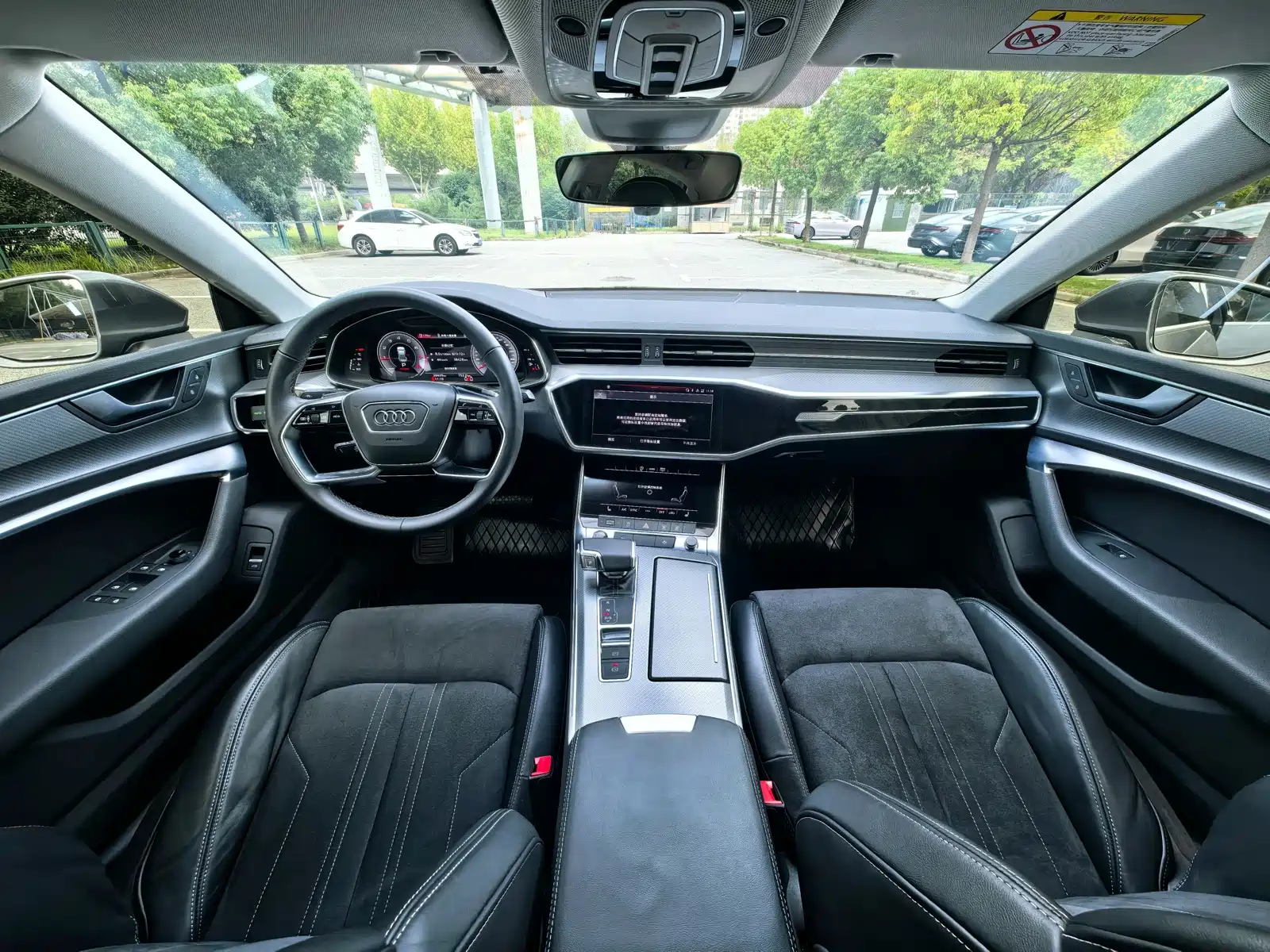Photo 12 - Audi A7L