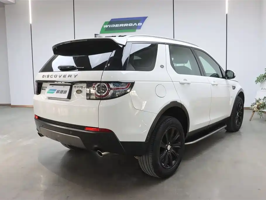 Land Rover Discovery Sport 2019 240PS SE Edition China VI фото 5