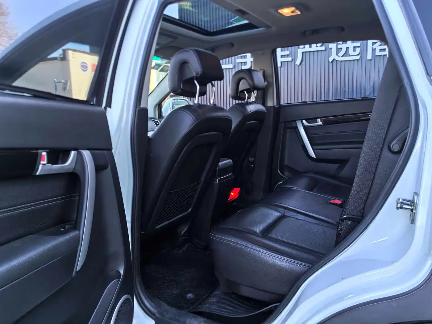 Chevrolet Captiva 2014 2.4L 4WD Flagship 7-seater фото 10