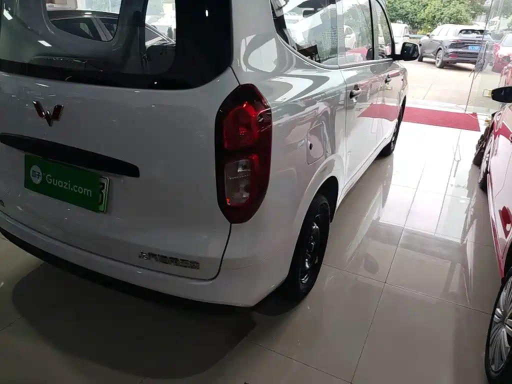 Photo 8 - Wuling Motors Wuling Hongguang New Energy