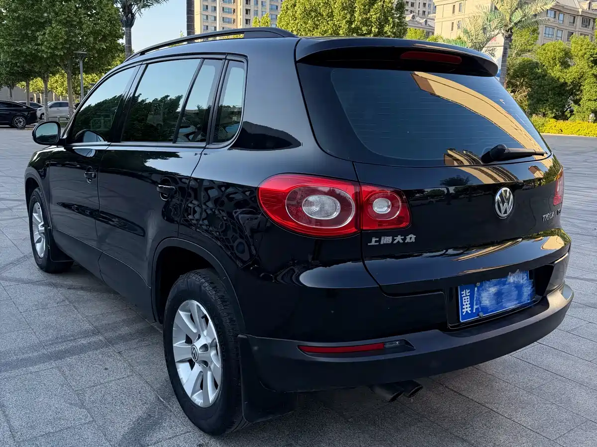 Volkswagen Tiguan 2012 1.8TSI Automatic 2WD Trend Edition фото 4