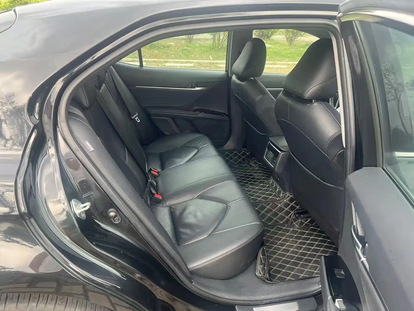 Toyota Camry 2021 2.0G Luxury Edition фото 12