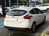 Фото 8 - Ford Focus