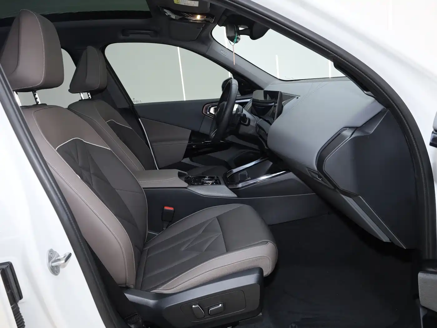 BMW X3 2025 xDrive30L Premium M Sport Package фото 23