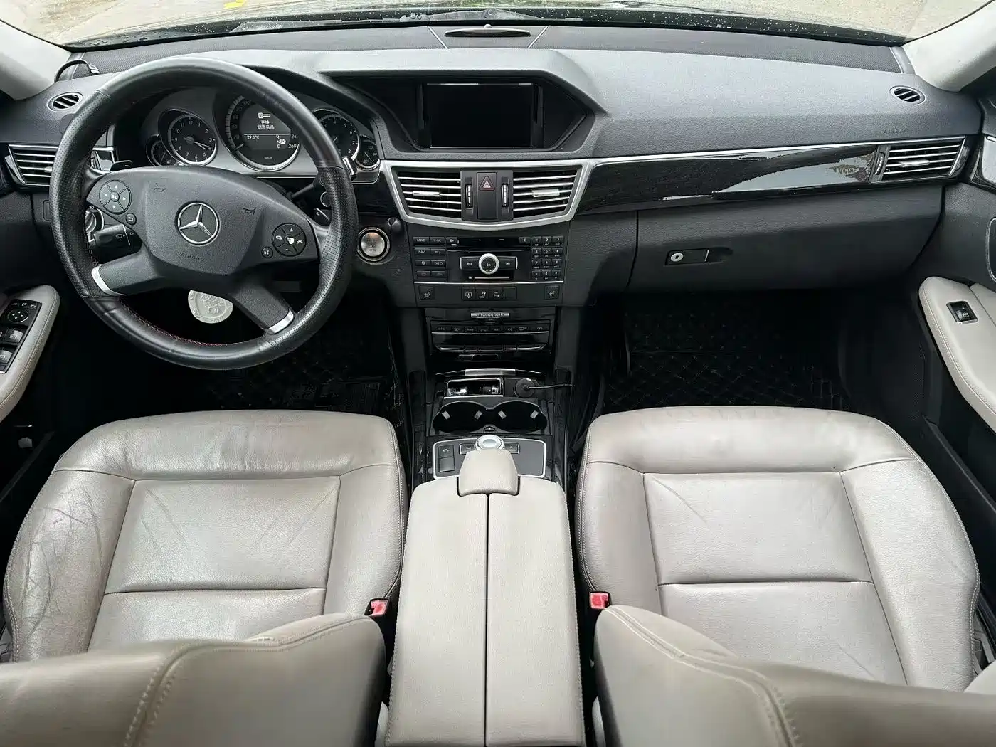 Mercedes-Benz E-Class 2012 2010 E 300 L Fashion