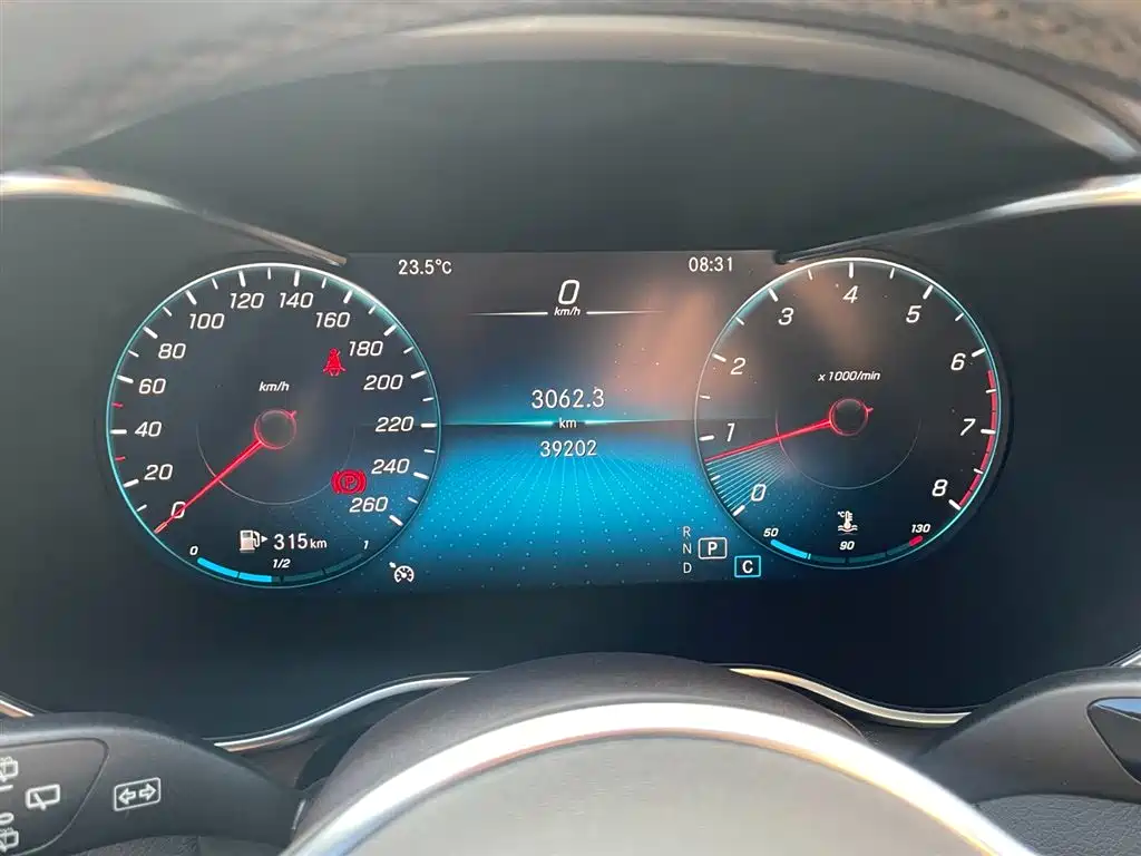 Mercedes-Benz GLC 2022 Model GLC 260 L 4MATIC Luxury Edition фото 9