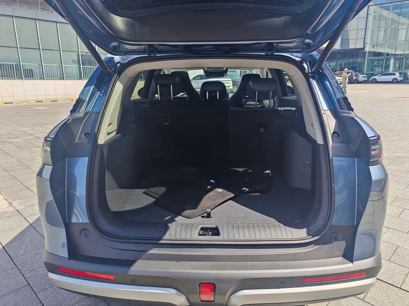 BYD Hai Shi 07 DM-i 2025 150 Pilot+ Edition фото 10