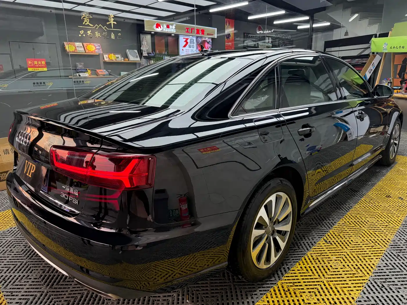 Audi A6L 2016 30 FSI Technology фото 7
