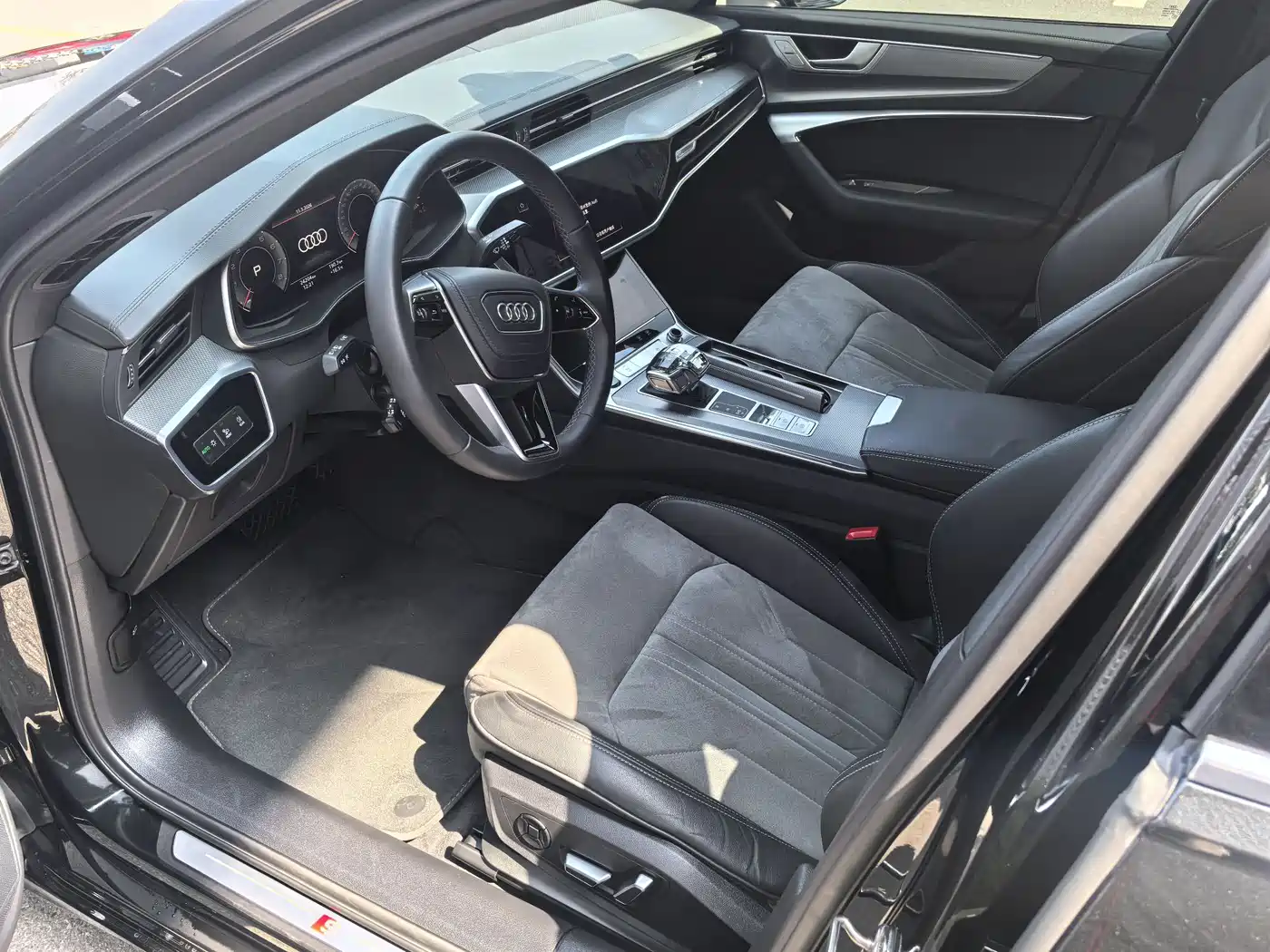 Audi A6L 2024 45 TFSI Premium Dynamic фото 9