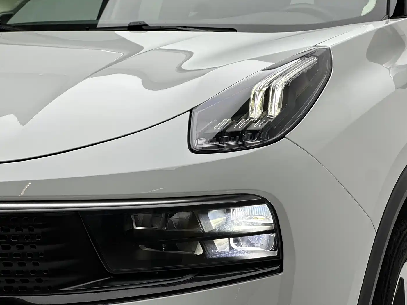 Lynk & Co 01 2017 2.0T AWD Pro фото 17
