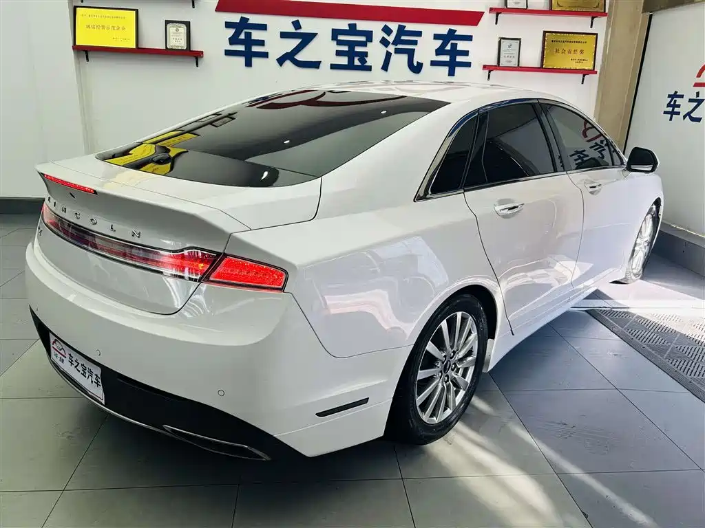 Lincoln MKZ 2019 2018 2.0T Premium Edition