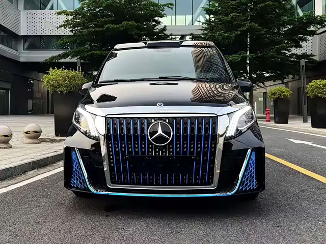 Mercedes-Benz Vito 2020 2.0T Business Edition (7-seater) — фото 2
