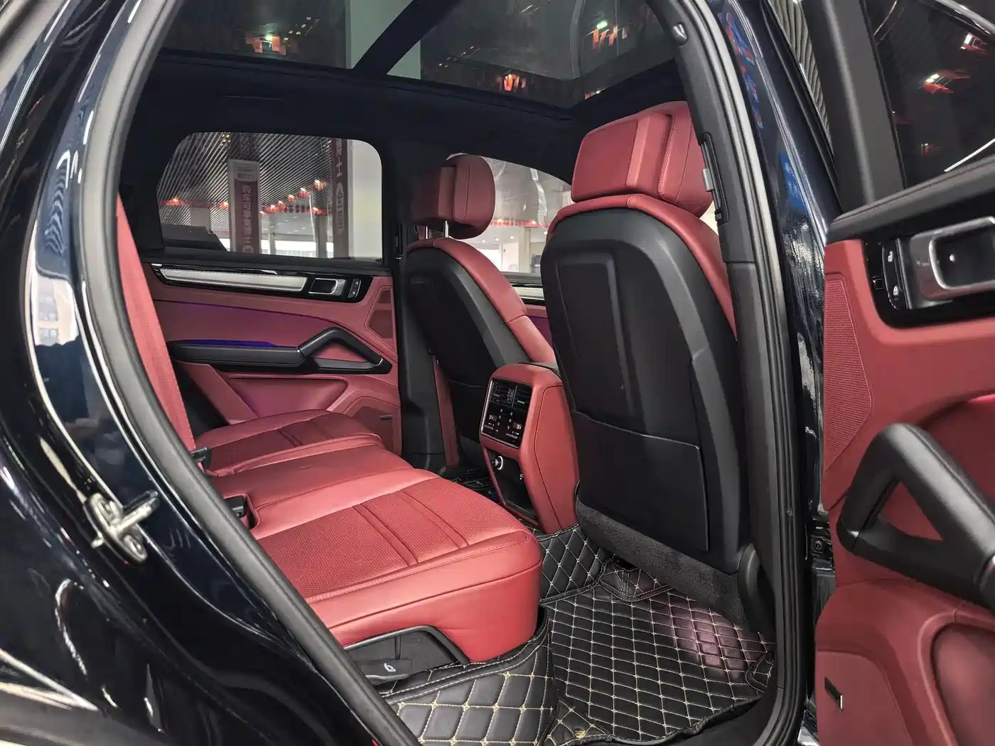Porsche Cayenne New Energy 2023 2023 Cayenne E-Hybrid 2.0T Platinum Edition