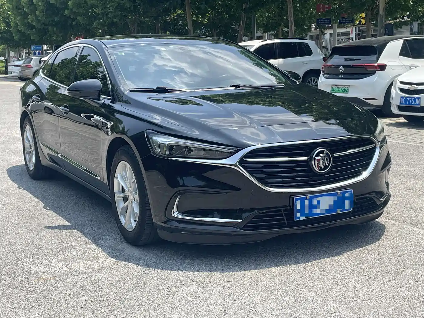 BUICK LACROSSE