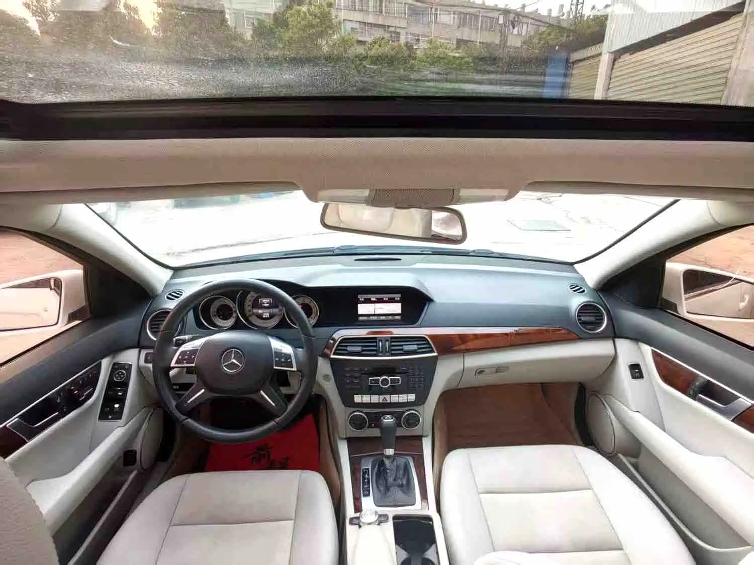 Фото 6 - Mercedes-Benz C-Class