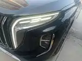 صورة 24 - Hongqi HS7 PHEV